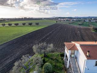 Casale in vendita a montalto di castro località ara vecchia