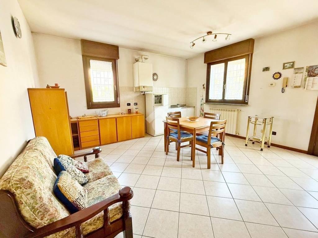 immagine annuncio 2 di 12
