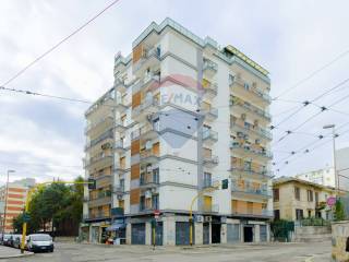 Appartamento in vendita a bari viale antonio meucci, 2