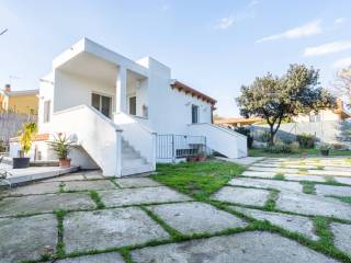 Villa in vendita a quartu sant'elena via viareggio, 15