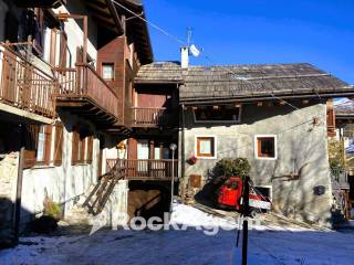 Appartamento in vendita a bardonecchia frazione melezet, 31