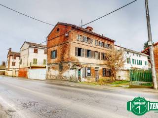 Casa indipendente in vendita ad alessandria via alessandria, 21