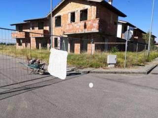 Terreno residenziale all'asta a chignolo po via porrini angolo via dei sabbioni