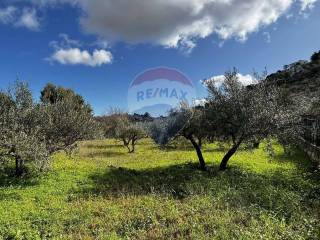 Terreno residenziale in vendita a monreale via eva peron - contrada caputo, snc