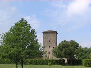 Negozio in vendita a san giorgio piacentino 