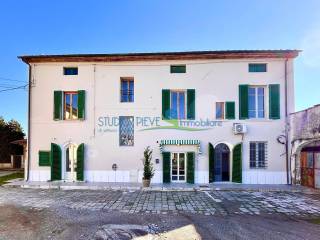 Casa indipendente in vendita a pieve a nievole via empolese