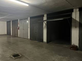 Garage in affitto a pinerolo via eugenio juvenal