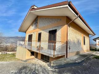 Casa indipendente in vendita a manocalzati via san prisco