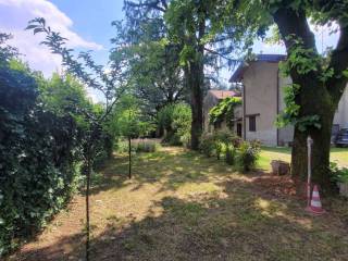 Casale in in vendita da privato a desio via san vincenzo de' paoli, 89