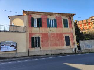 Villa in in vendita da privato ad albenga via ambrogio panero, 3