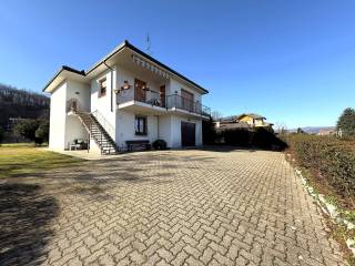 Villa in vendita a dormelletto 