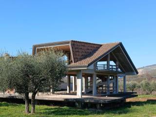 Villa in vendita ad alatri via fontana san pietro