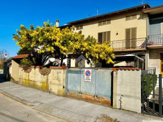 Appartamento in vendita a prato via torcicoda, 74