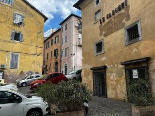 Negozio in affitto a genzano di roma piazza giuseppe mazzini, 15