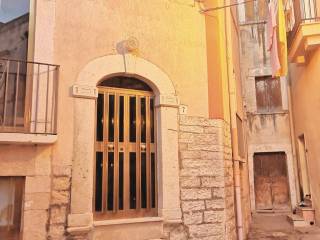 Casa indipendente in in vendita da privato ad andria via porta santa