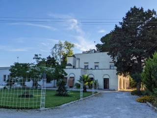 Villa in in vendita da privato a cutrofiano strada provinciale collepasso cutrofiano