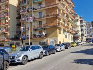 Appartamento in affitto a salerno via gaetano de falco