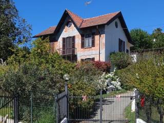 Villa in vendita ad alessandria via bricco roveda, 12