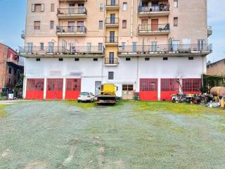 Laboratorio all'asta a rivalta bormida via oberdan, n. 76