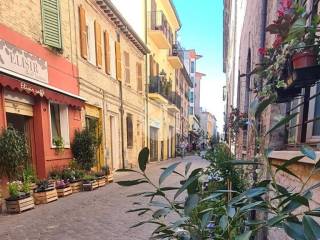 Appartamento in vendita a fano via g. garibaldi, 43