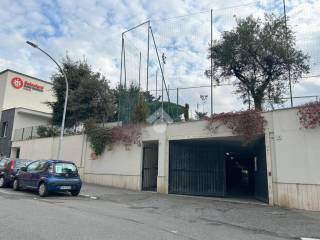 Garage in vendita a roma via don rua, 18