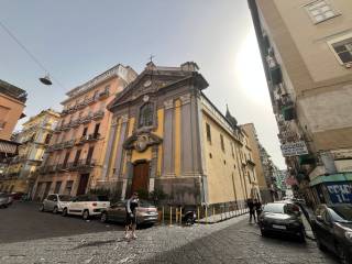 Negozio in vendita a napoli via antonietta de pace, 16