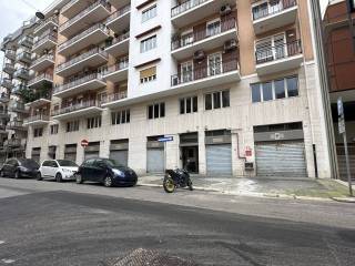 Ufficio in in vendita da privato a bari via gioacchino murat, 82