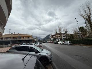 Negozio alimentare in affitto a mercato san severino via san vincenzo