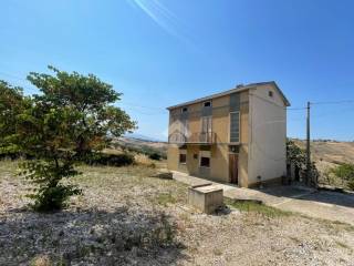 Casa indipendente in vendita ad atessa contrada rigatelle, 41