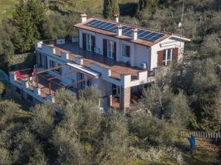 Villa in in vendita da privato a collevecchio via colli, snc