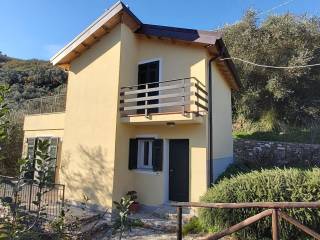 Villa in in vendita da privato ad andora località moltedo, 31