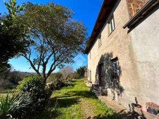 Casa indipendente in vendita a vetralla località marchionato, 23