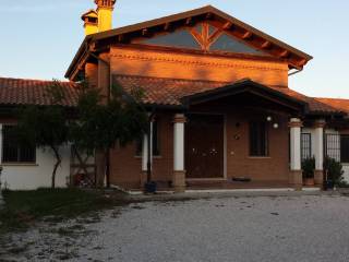 Villa in vendita a cesenatico viale ticino, 12