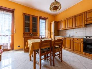 Appartamento in vendita a cherasco viale regina margherita, 8