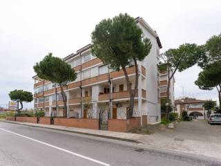 Appartamento in vendita a comacchio viale giacomo leopardi, 145