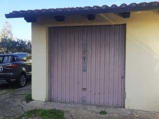 Garage in affitto a roma via di bravetta, 566