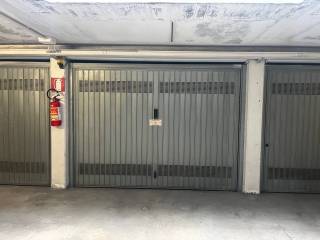 Garage in vendita a modena strada degli schiocchi