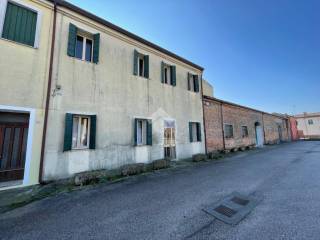 Casa indipendente in vendita a candiana piazza rubin de cervin, 25