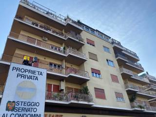 Appartamento in in vendita da privato a roma via della pineta sacchetti, 416