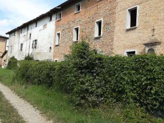 Casa indipendente all'asta a castelvetro di modena via cavalliera, 20