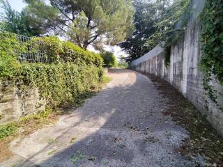 Garage in vendita a campoformido viale delle rose, 37