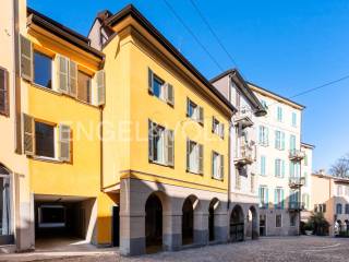 Appartamento in vendita a bergamo via san tomaso, 68