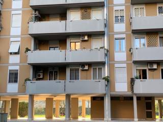 Appartamento in in vendita da privato a roma via angelica balabanoff, 95