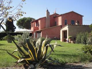 Villa bifamiliare in vendita a castagneto carducci strada provinciale vecchia aurelia