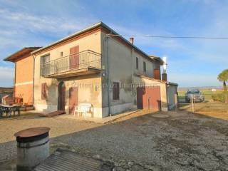 Villa bifamiliare in vendita a torrita di siena loc. alberello