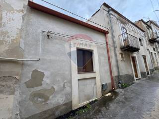 Casa indipendente in vendita a modica vico di giacomo, 4