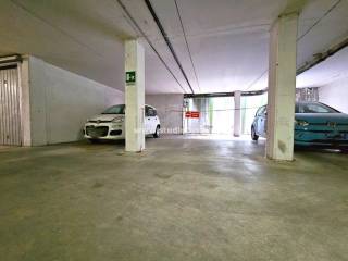 Garage in vendita a rovereto 