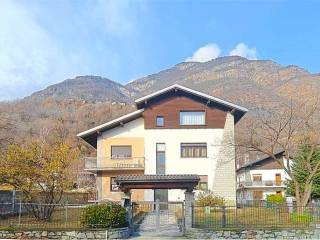 Appartamento in vendita a champdepraz frazione la fabbrica , 33