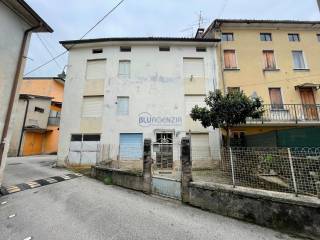 Villa in affitto a chiuppano via nicolò rezzara, 4