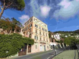 Appartamento all'asta a camogli via aurelia , 11